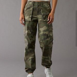 American Eagle cargo jogger